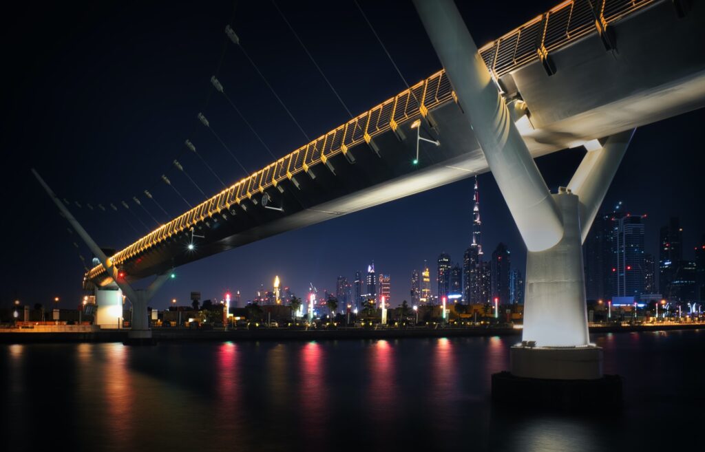 dubai-water-by-metro